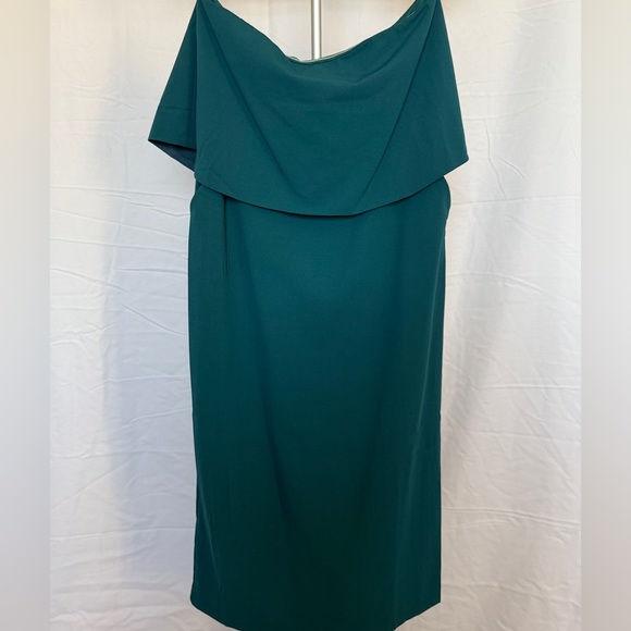 Lulus Lots of Love emerald green strapless midi dress - Picture 2 of 6